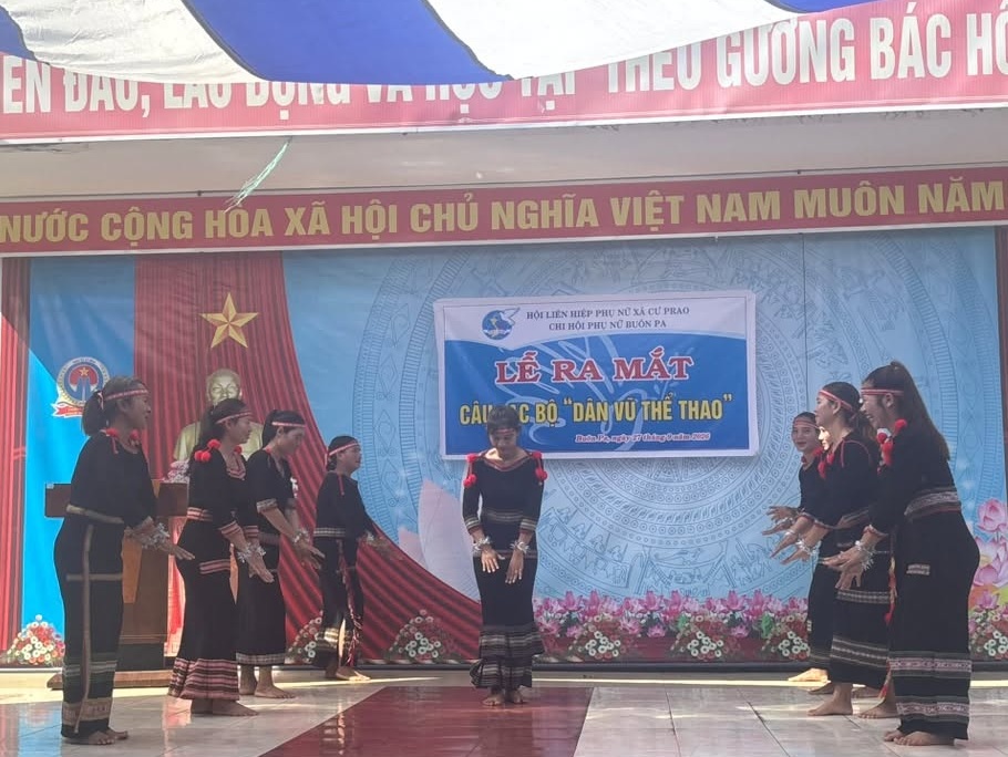Ra mắt Câu lạc bộ “Dân vũ thể thao” tại Buôn Pa