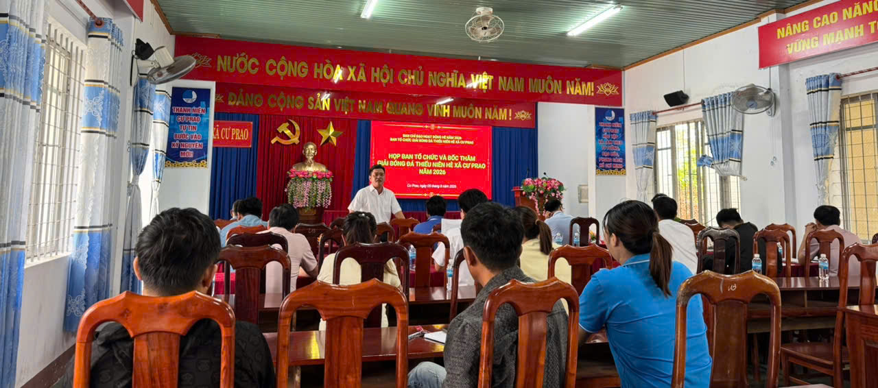 Xã Cư Prao bốc thăm, triển khai nhiệm vụ Giải bóng đá thiếu niên hè năm 2026