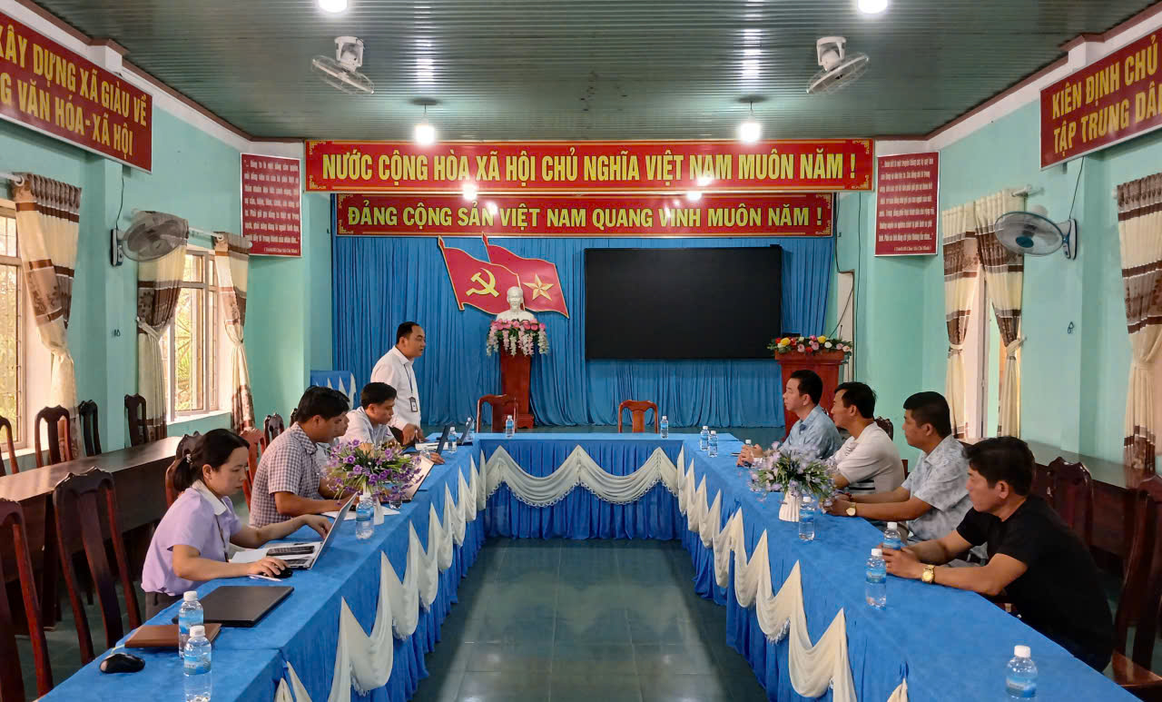 UBND xã Cư Prao làm việc với doanh nghiệp tìm hiểu cơ hội đầu tư trong lĩnh vực nông nghiệp và chế biến nông sản