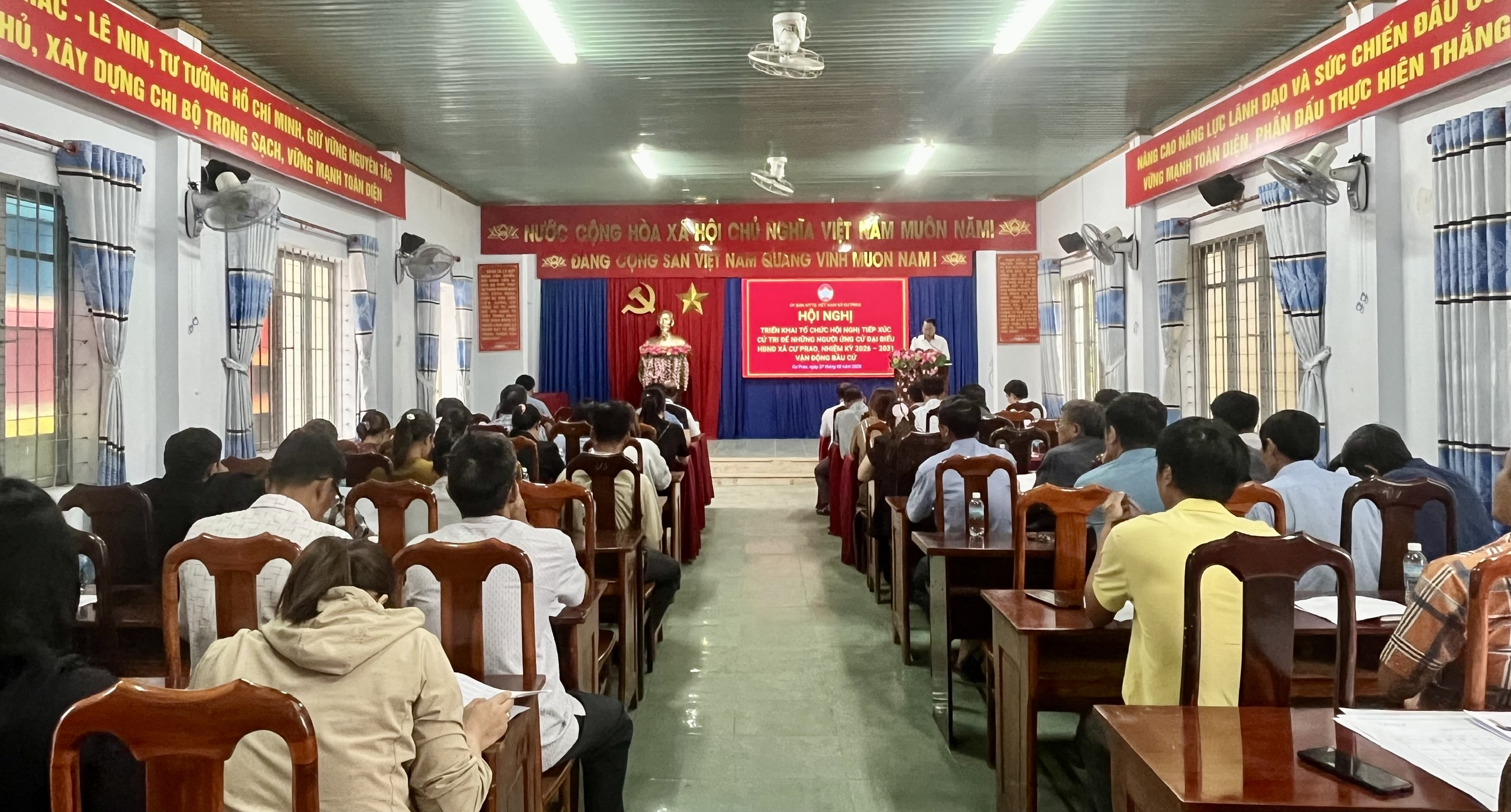 Xã Cư Prao triển khai hội nghị tiếp xúc cử tri phục vụ bầu cử đại biểu HĐND xã nhiệm kỳ 2026 – 2031