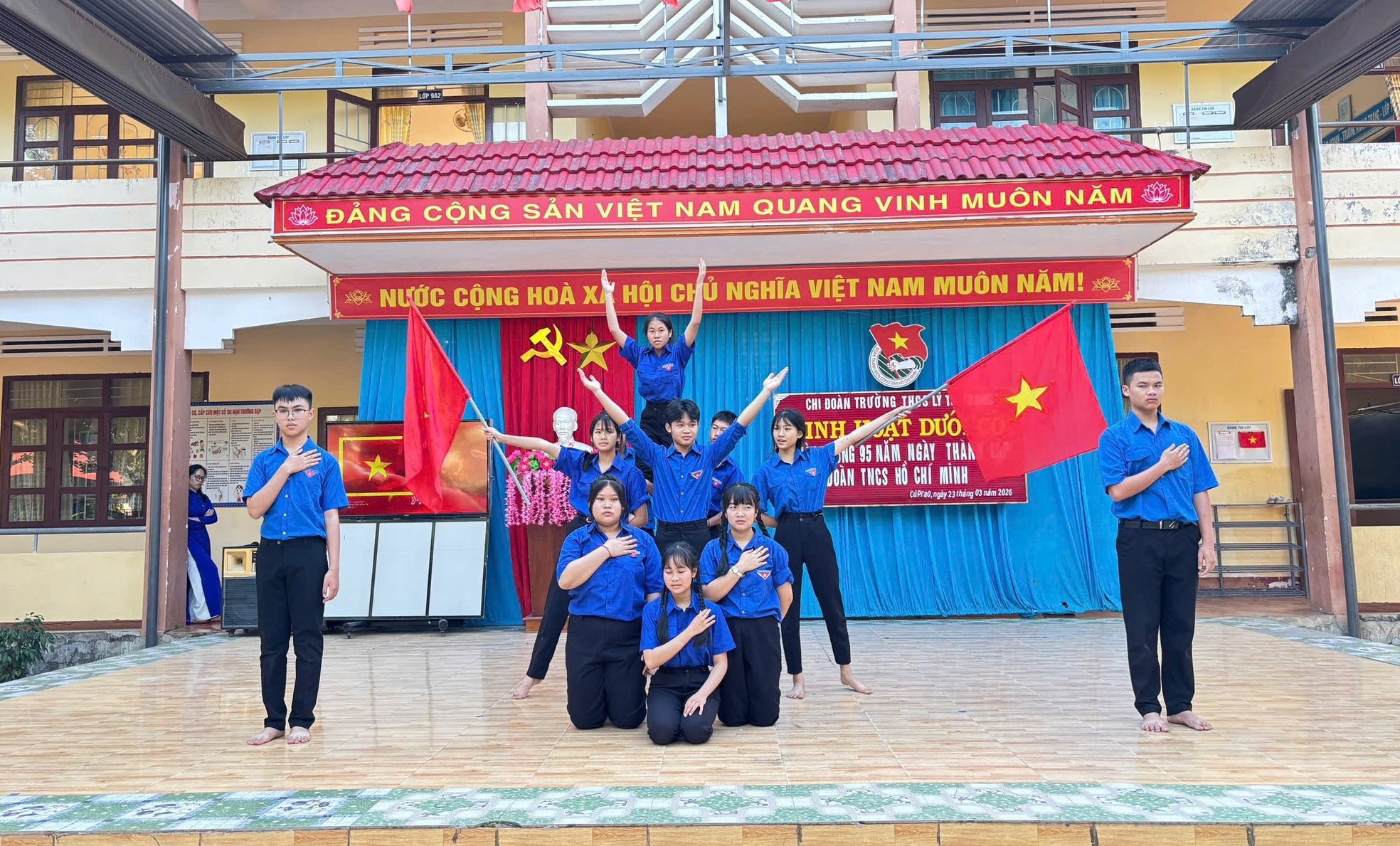 Xã Cư Prao tổ chức Ngày hội “Thiếu nhi vui khỏe – Tiến bước lên Đoàn” năm học 2025 – 2026