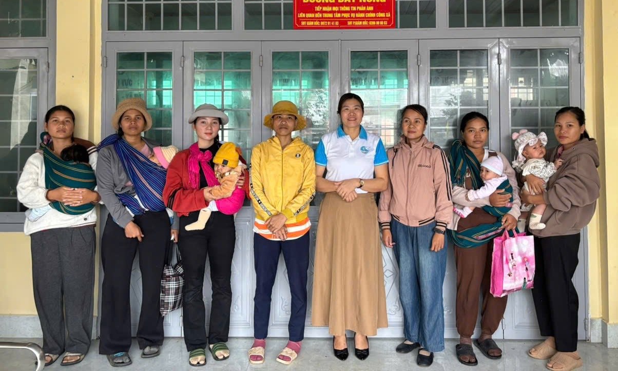 Hội LHPN xã Cư Prao triển khai Dự án 8 năm 2025, chi trả hỗ trợ phụ nữ DTTS sinh con đúng chính sách dân số