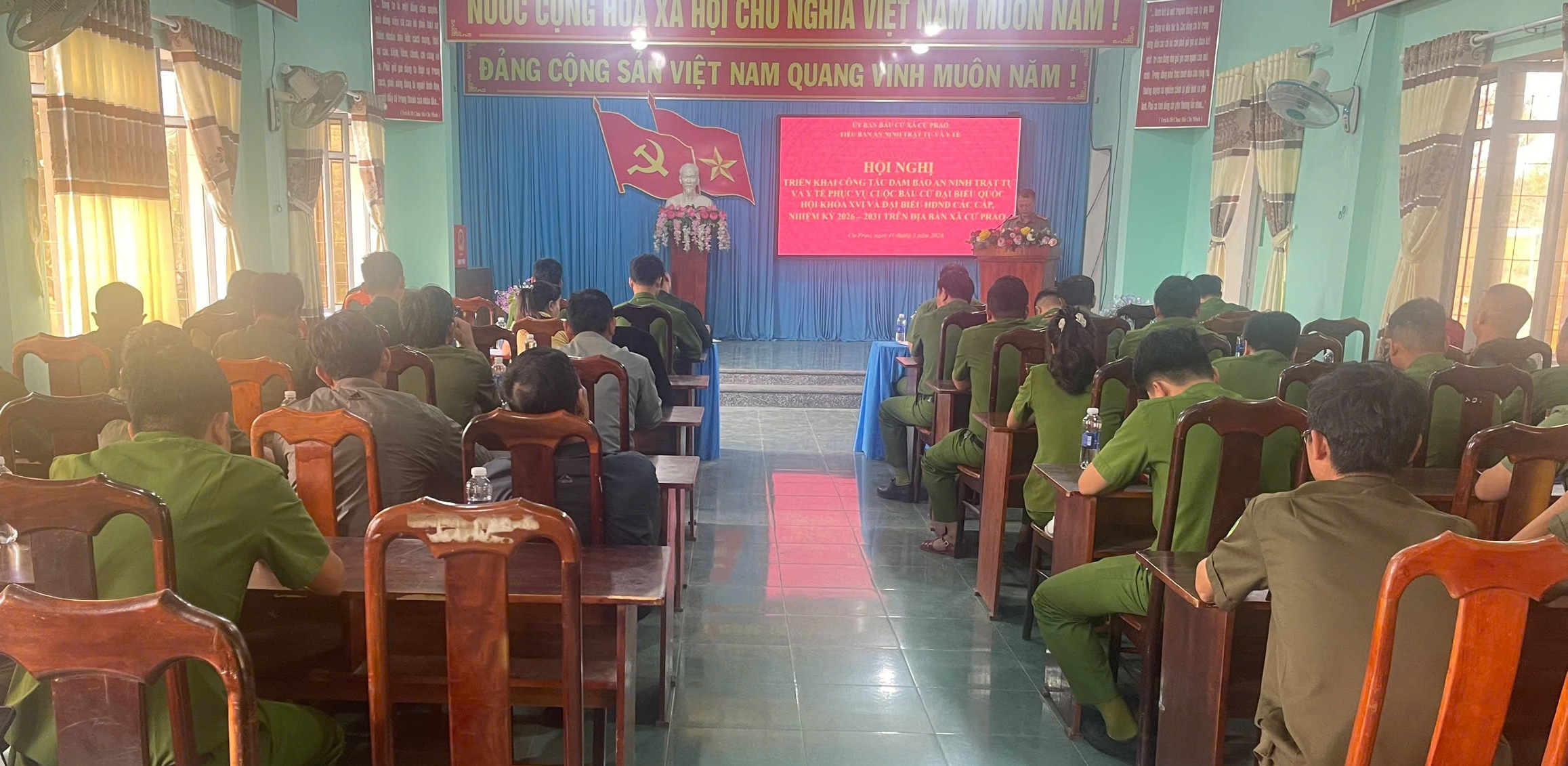 Hội nghị triển khai công tác bảo đảm an ninh trật tự và y tế phục vụ bầu cử