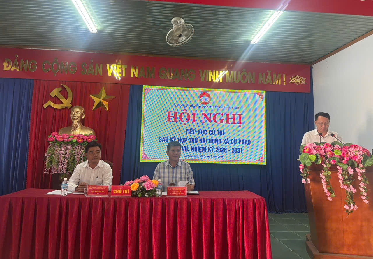 Cử tri xã Cư Prao kiến nghị nhiều vấn đề dân sinh tại hội nghị tiếp xúc với đại biểu HĐND xã sau Kỳ họp thứ Hai