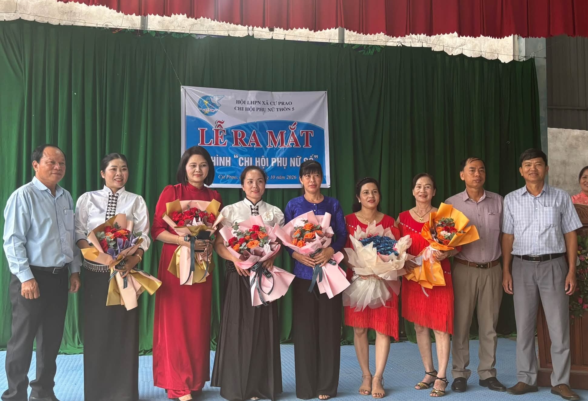 Chi hội Phụ nữ thôn 5 ra mắt mô hình “Chi hội Phụ nữ số”