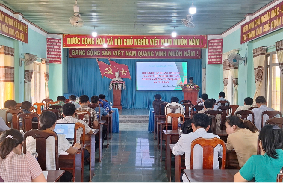 Cư Prao tập huấn rà soát hộ nghèo, hộ cận nghèo năm 2026
