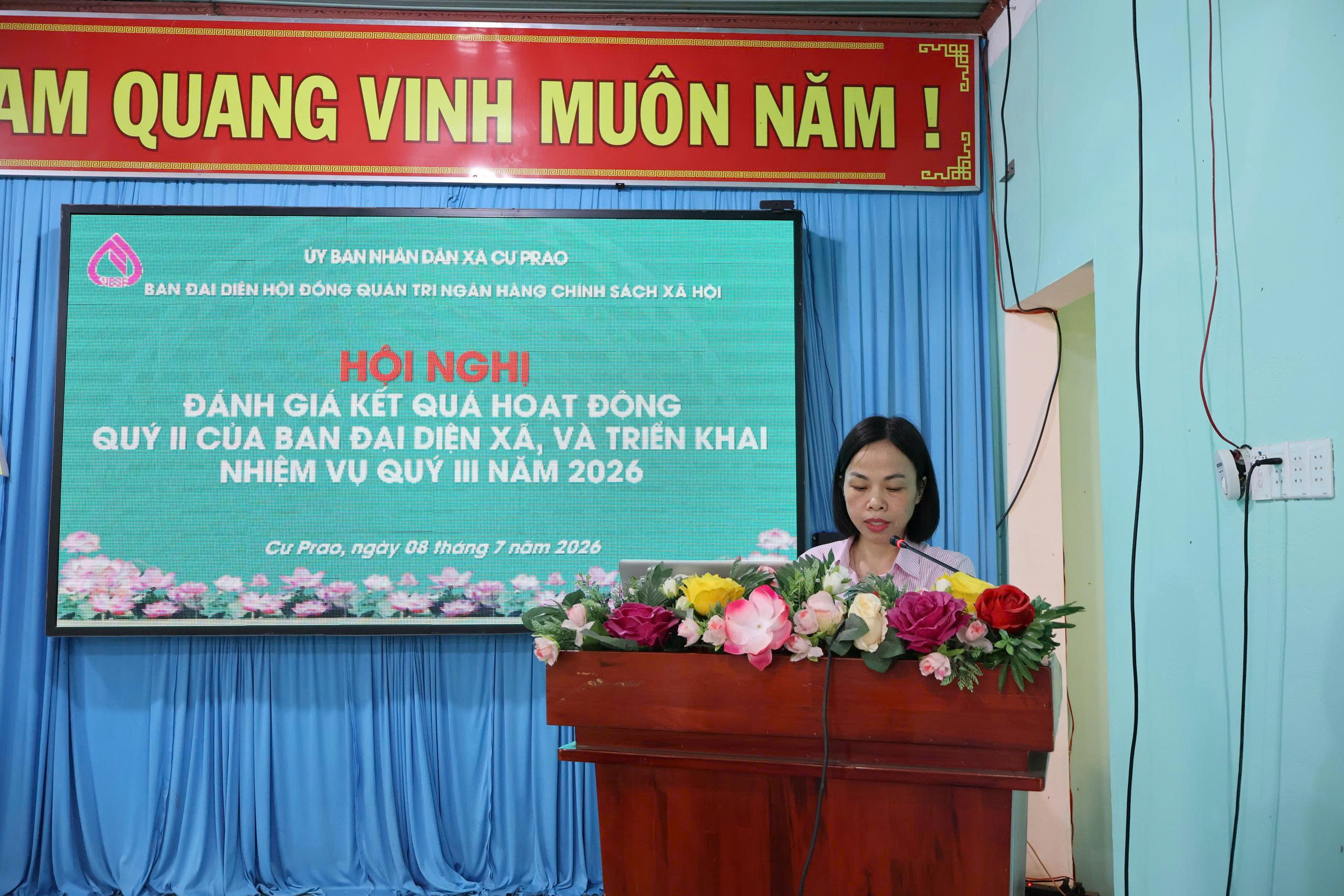 Ban đại diện Hội đồng quản trị NHCSXH xã Cư Prao đánh giá kết quả hoạt động tín dụng chính sách quý II năm 2026