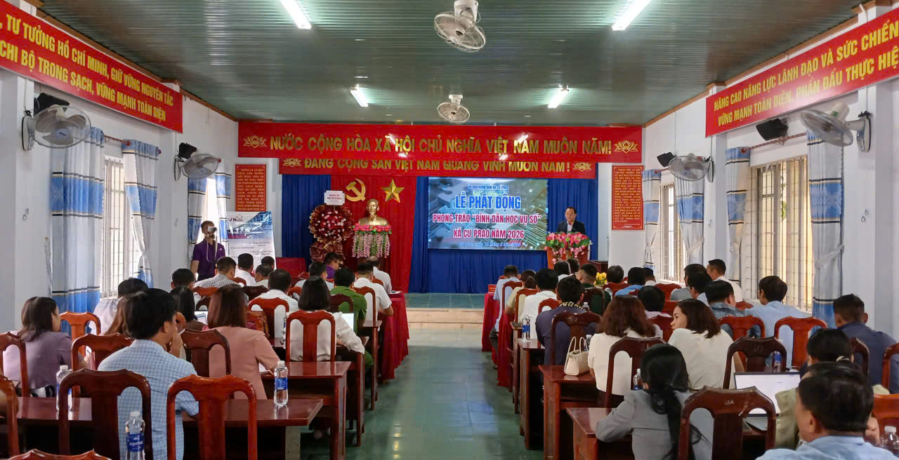 Xã Cư Prao tổ chức Lễ phát động phong trào “Bình dân học vụ số” và tập huấn kỹ năng số năm 2026